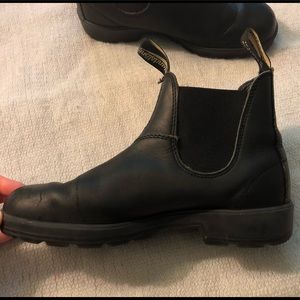Tasmania Australia Blundstone Black Leather Boots